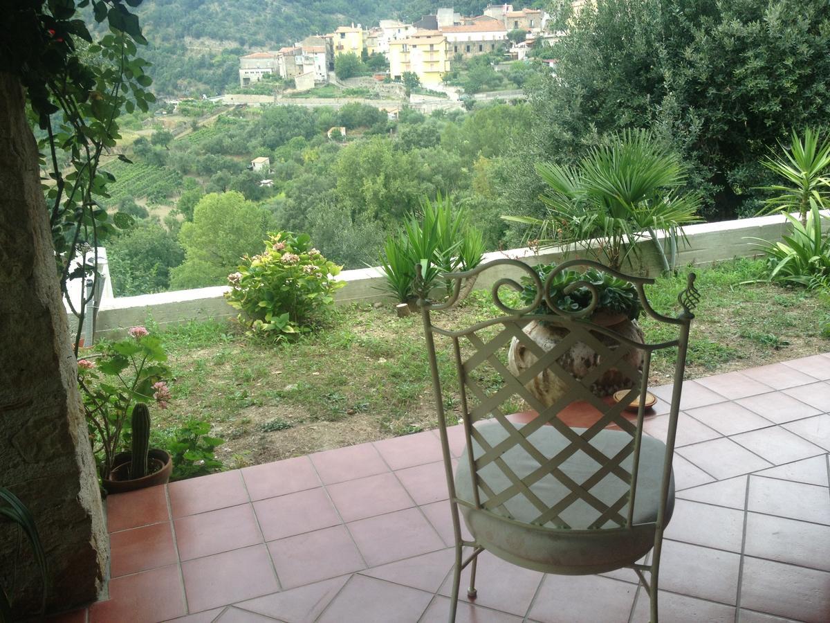 La Casa Di Lidia Bed & Breakfast Cardile Exterior photo