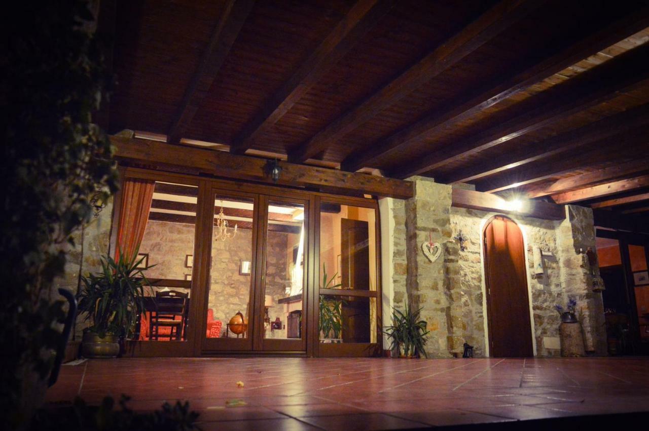 La Casa Di Lidia Bed & Breakfast Cardile Exterior photo